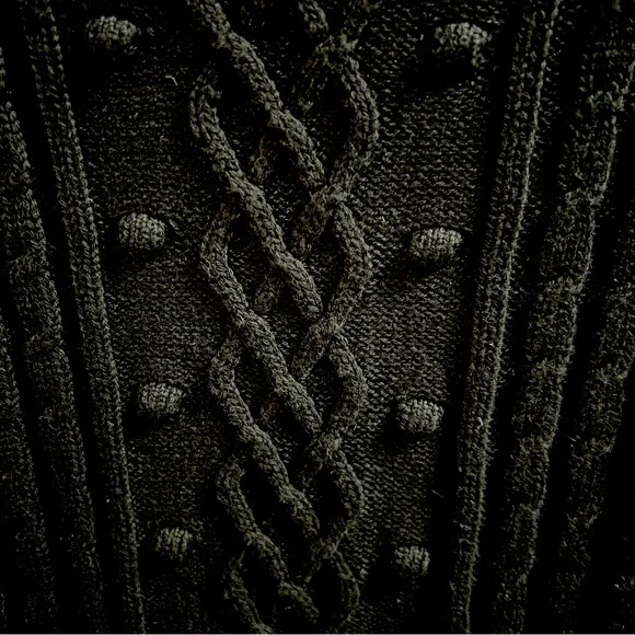 GAP KIDS DRESS, Size L / 10, Black Long Sleeve Cable Knit Sweater Dress. - Picture 5 of 13